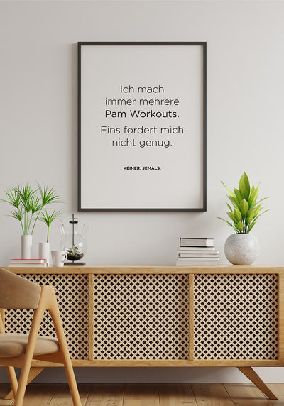 Pamela Reif Spruch Poster Workout im Wohnzimmer