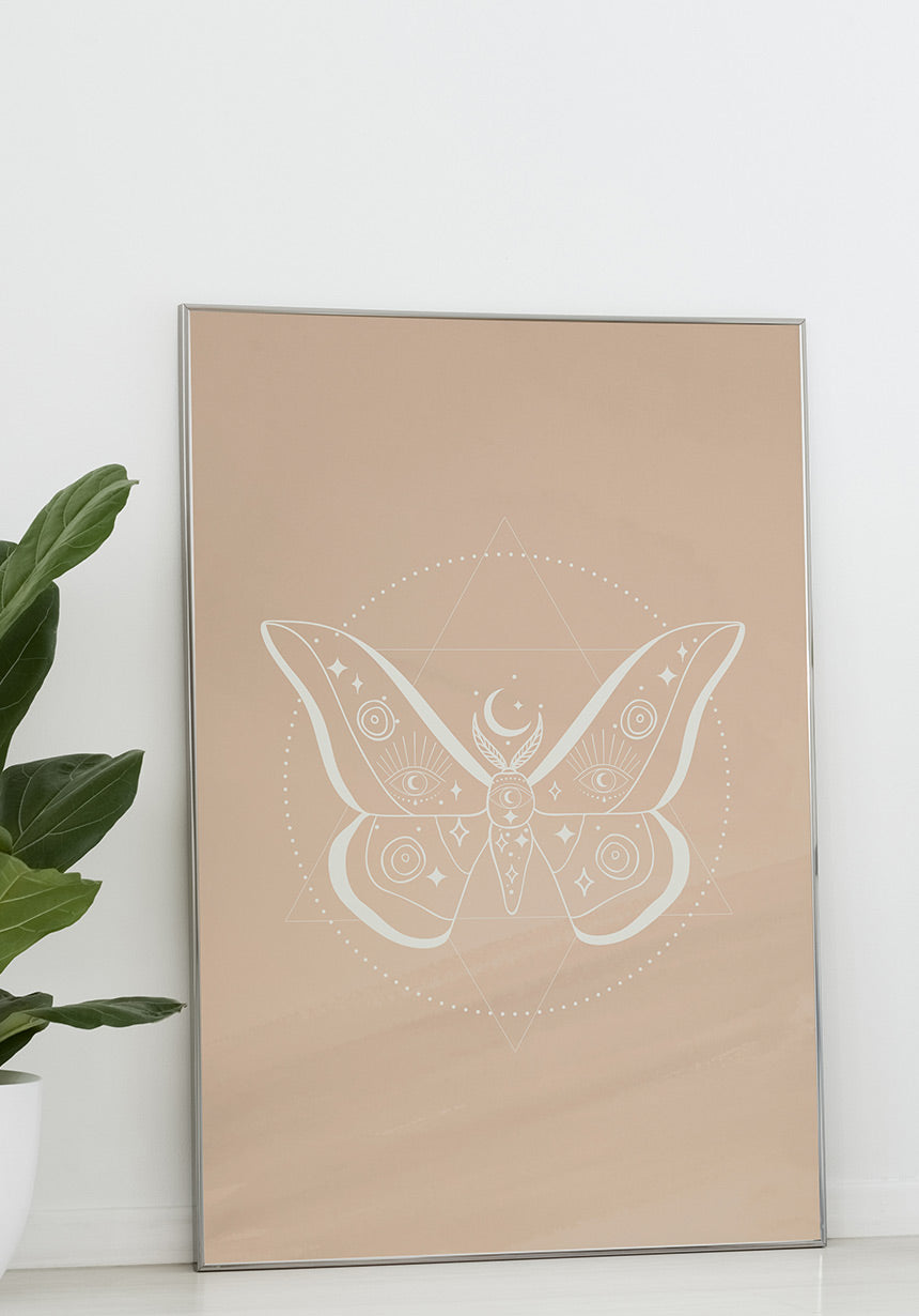 Illustrations Poster Schmetterling im Boho Stil vor weißer Wand