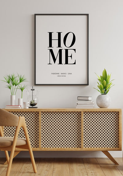 Personalisiertes Poster Home mit Namen und Wohnort im schwarzen Rahmen