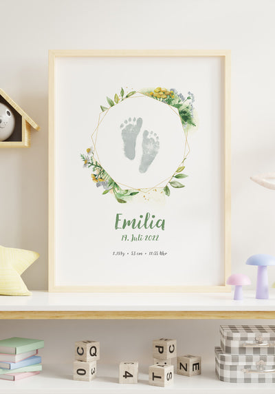 Personalisiertes Fußabdruck-Geburtsposter mit Blumen zur Geburt