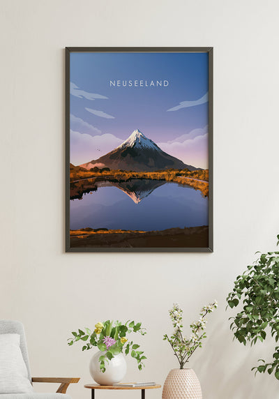 Illustriertes Poster Neuseeland mit Vulkan Spiegelung
