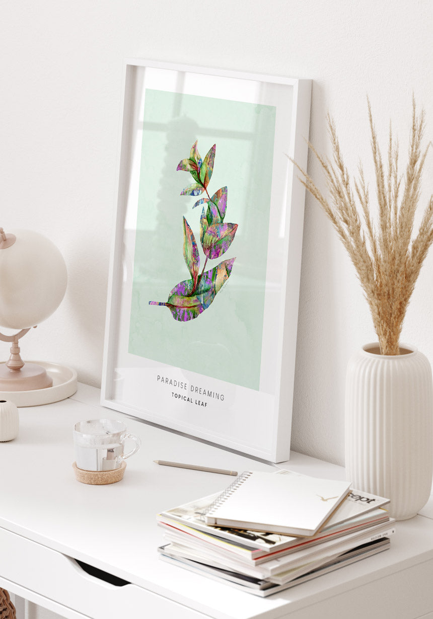 Poster tropisches Palmenblatt am Schreibtisch