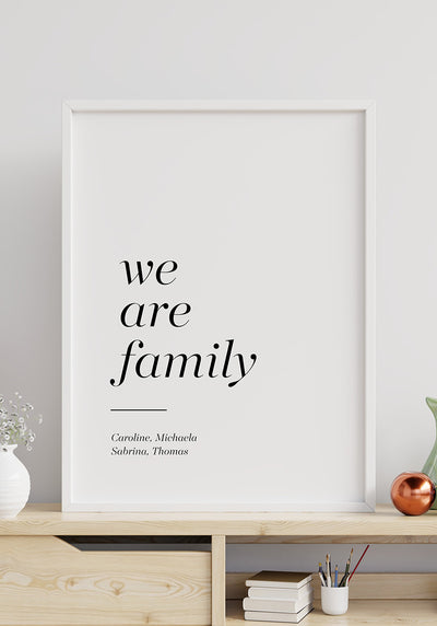 We are family personalisierbares Poster mit Namen für Familien