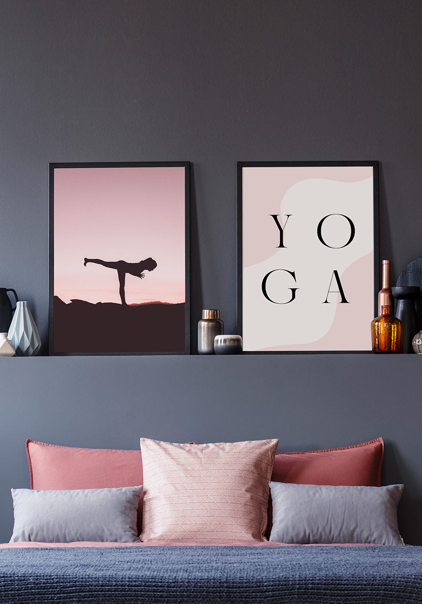 Poster Yoga Typografie im Schlafzimmer