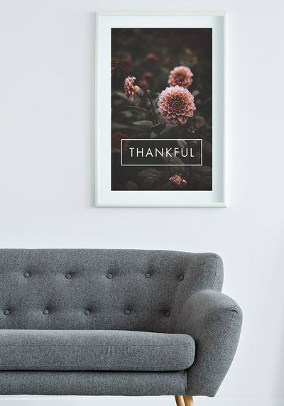 Thankful Poster mit Blumen in weißem Rahmen