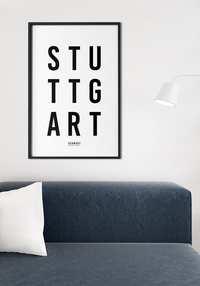 Stuttgart Typografie Poster schwarz weiß im Wohnzimmer